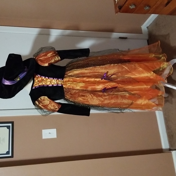 Crate&Barrel Other - Witches costume.  Kids size 10